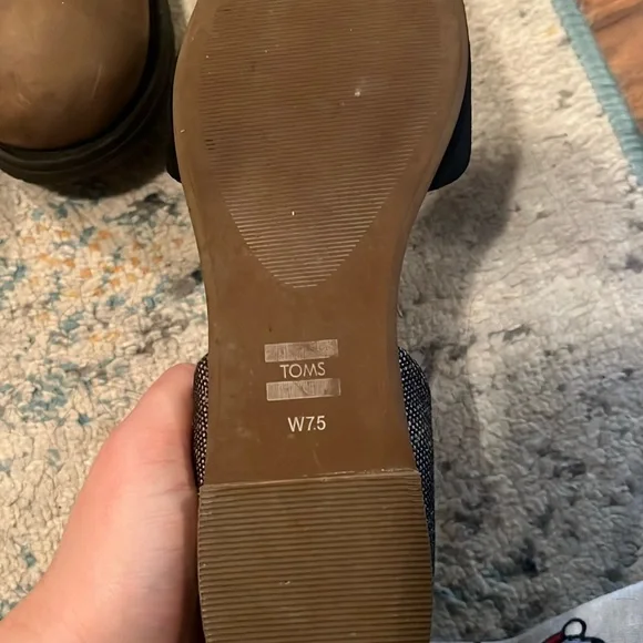 Tom flats - Picture 2 of 2